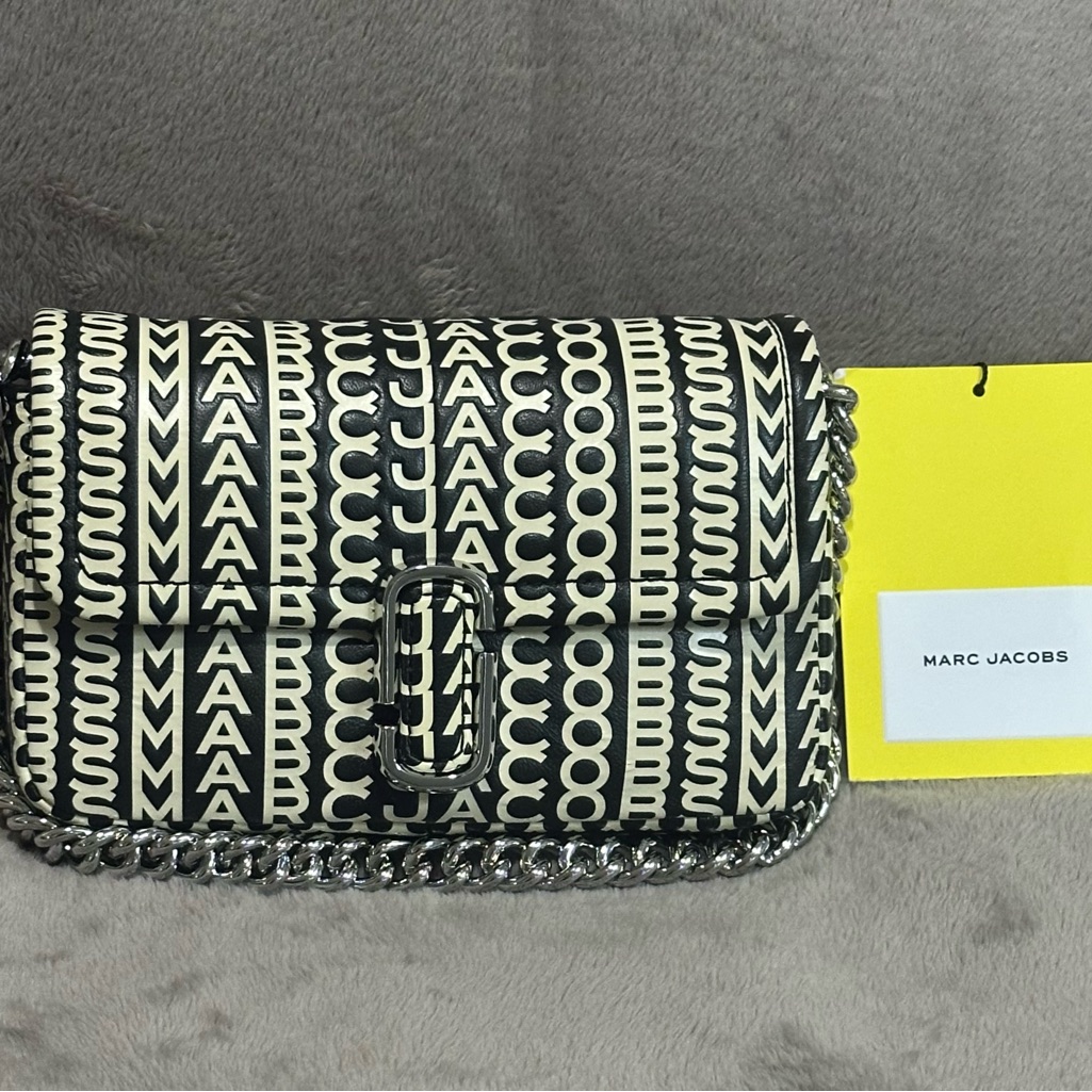 Marc Jacobs Black And Cream Women's Multi-Use Purse